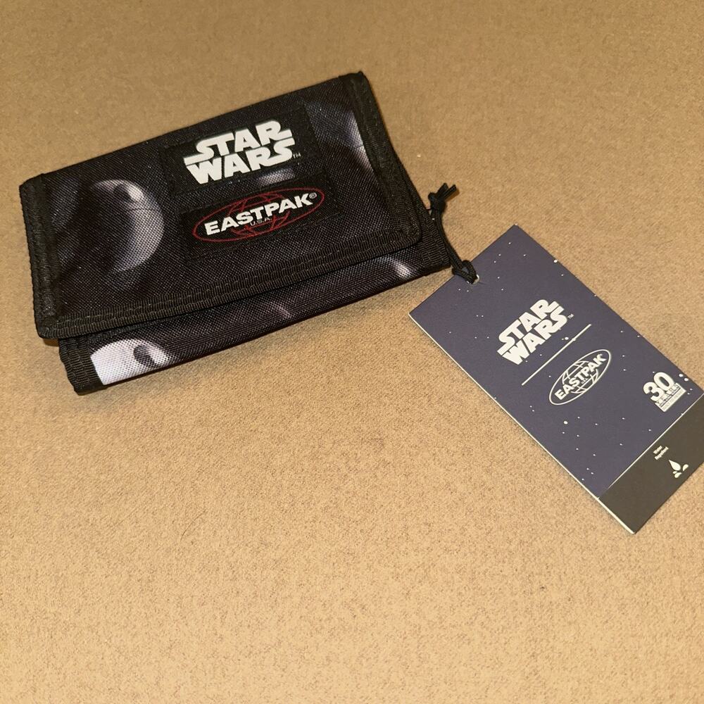 EASTPAK X Star Wars Printed Canvas Wallet Fabric Closure 30 Years